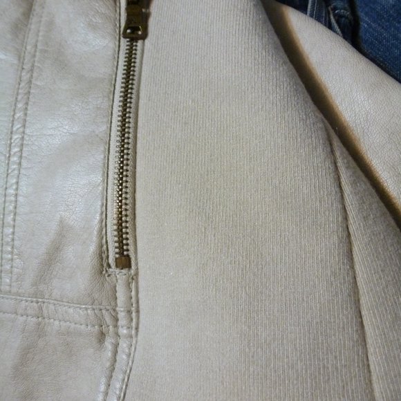 GUESS | Los Angeles Women's Biker-Chic Faux Leather Jacket - Size Large - Picture 5 of 16